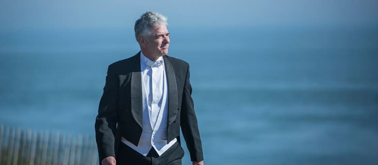 Grant Llewellyn, directeur musical de l&rsquo;Orchestre Symphonique de Bretagne