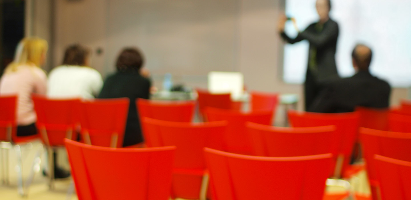 Header notre gouvernance : salle de r&eacute;union