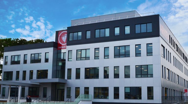 Ark&eacute;a inaugure le si&egrave;ge de son p&ocirc;le Entreprises et Institutionnels &agrave; Rennes et confirme son ancrage territorial